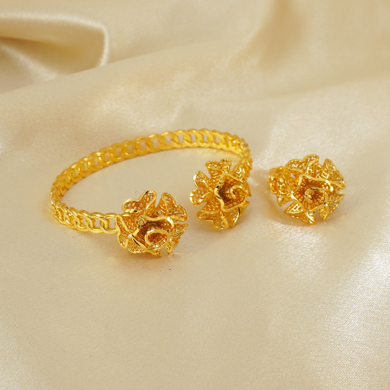 Best Jewelry Watches - Best selling gold-plated copper bracelet, watch